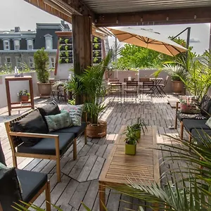 Du Plateau Hostel Montreal